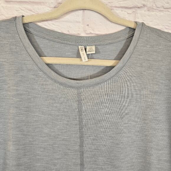 M Cato Gray Side Cinch Tie Top Shirt NWT Womens Size XS Short Sleeve Oversized - Picture 2 of 10